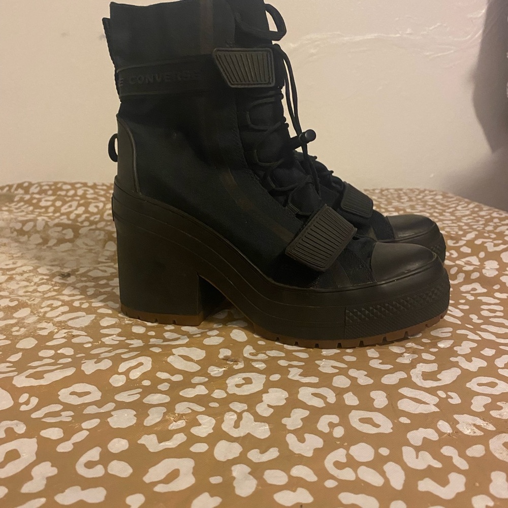 Converse Women's Black Lace-Up Platform Boots